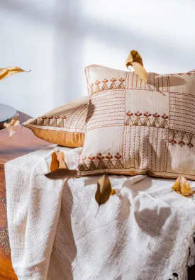 Atracón de Teatro Handwoven Cushion - 1 pc