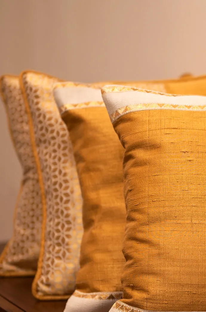 Bakht Handwoven Cushion - 1 pc