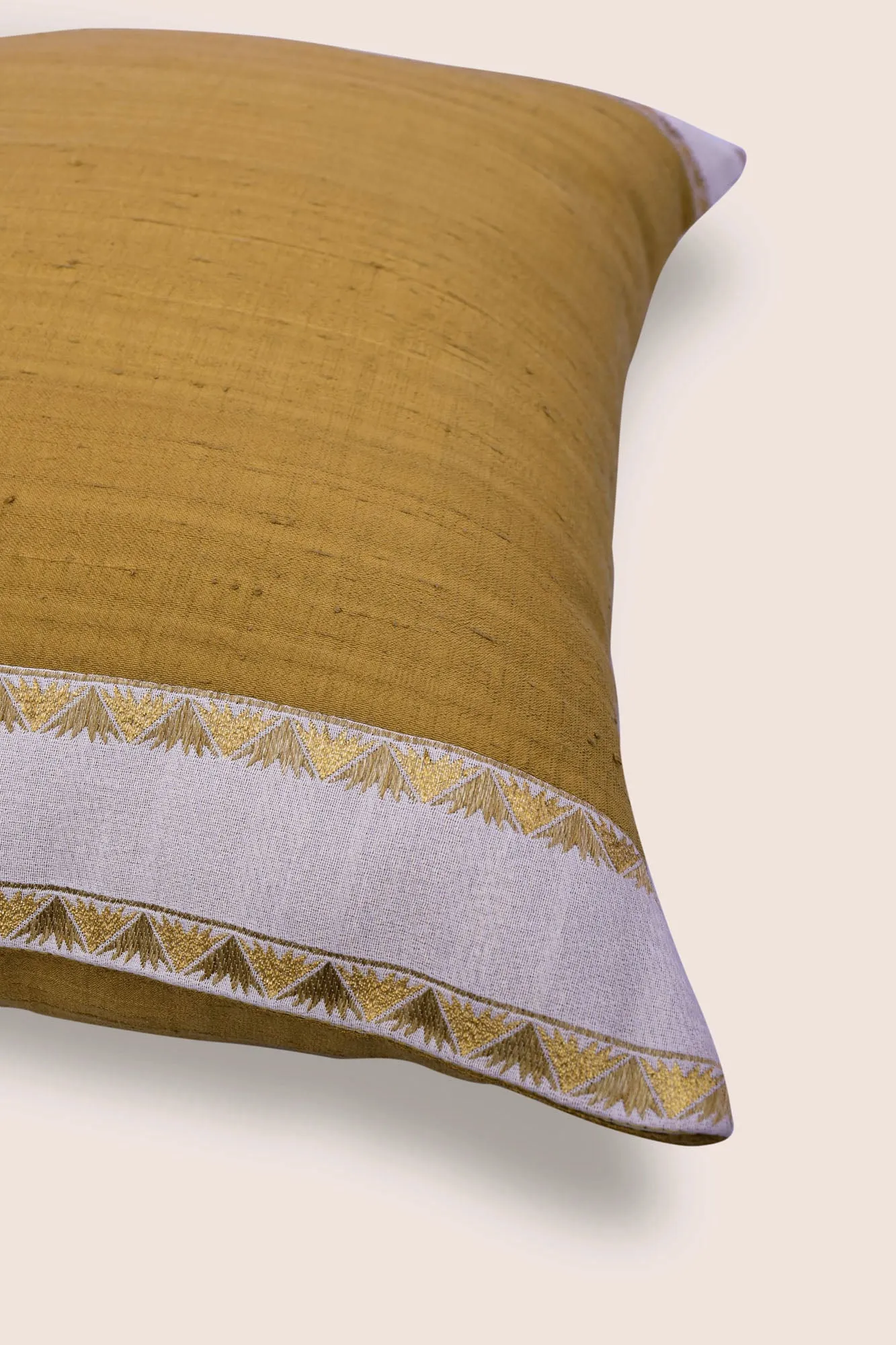 Bakht Handwoven Cushion - 1 pc