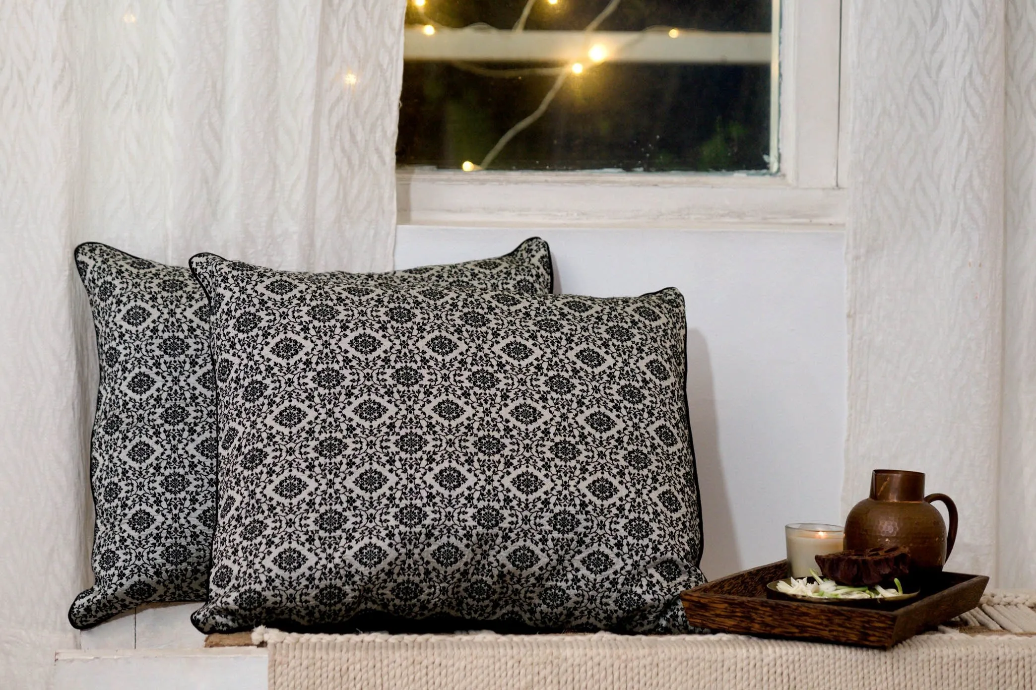Cara Handwoven Cushion - 1 pc