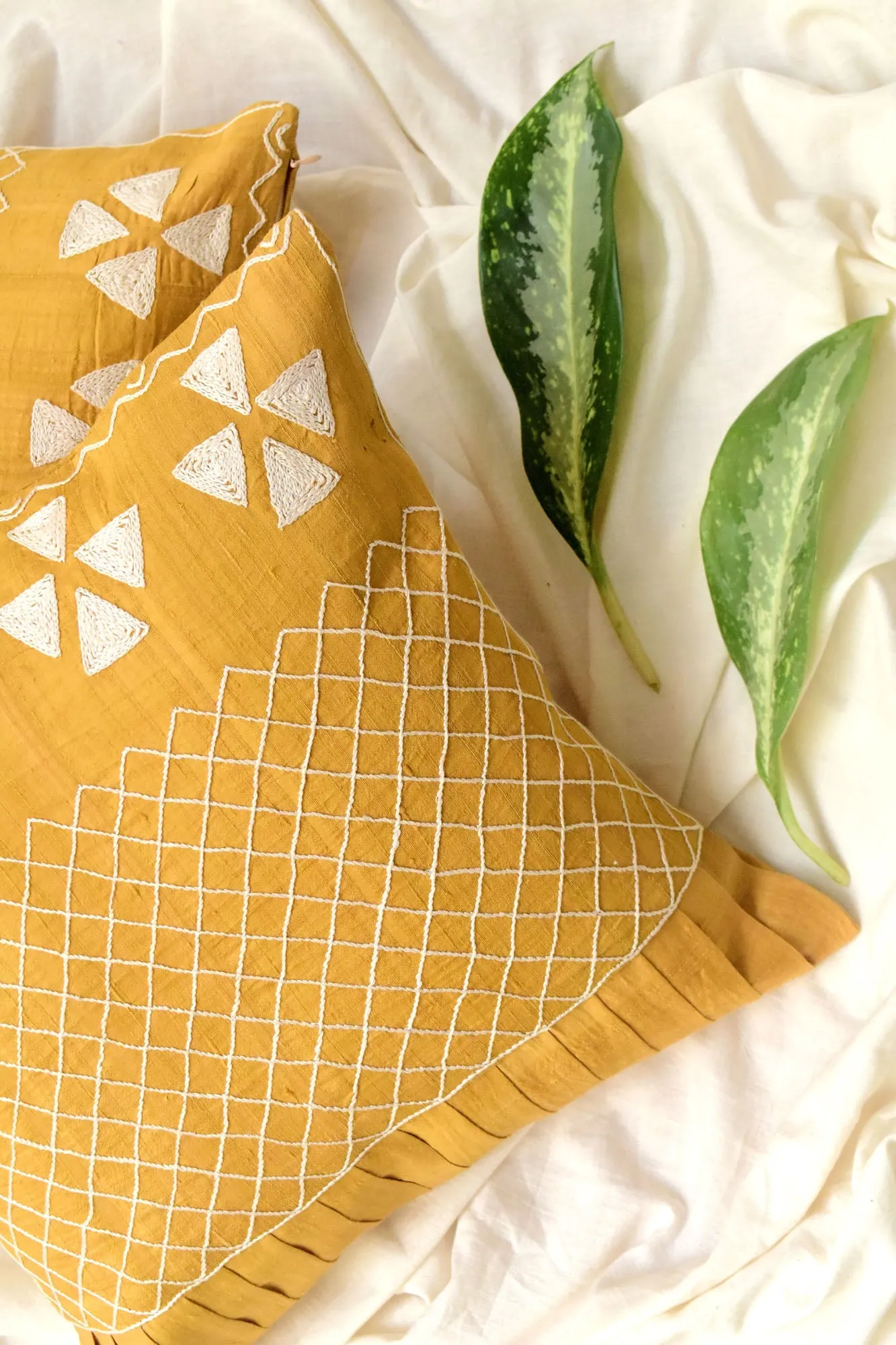 Farid Handwoven Cushion - 1 pc