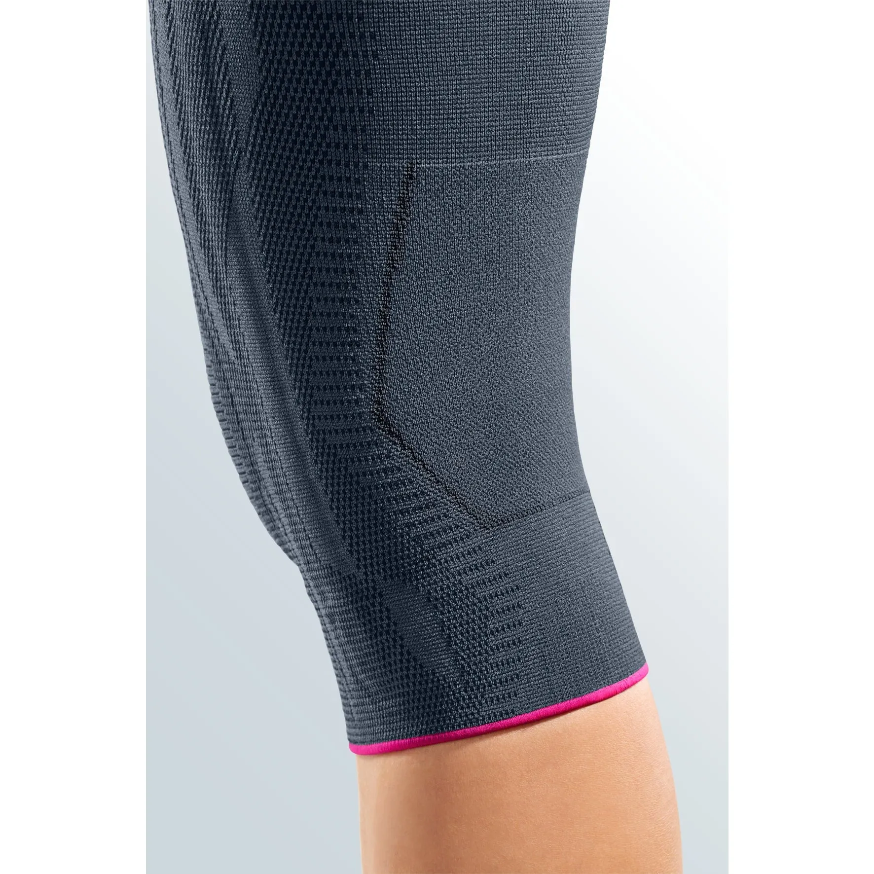 Genumedi Knee Support