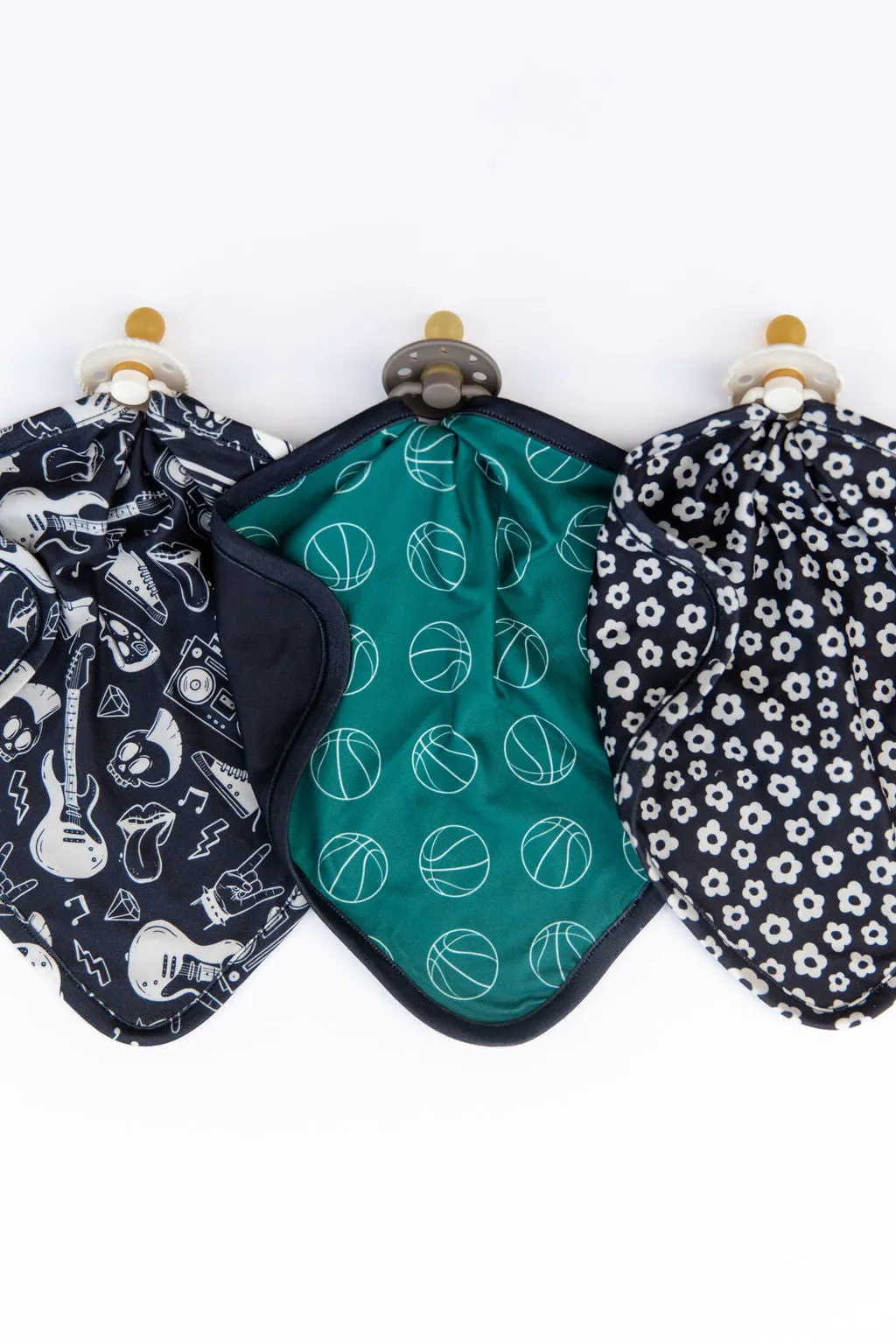 HUNTER GREEN BASKETBALLS | LOVIE