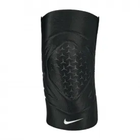 Nike Pro Closed Patella Knee Sleeve
